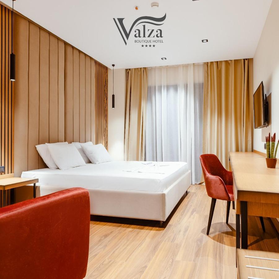 Valza Boutique Hotel Vlore Bagian luar foto