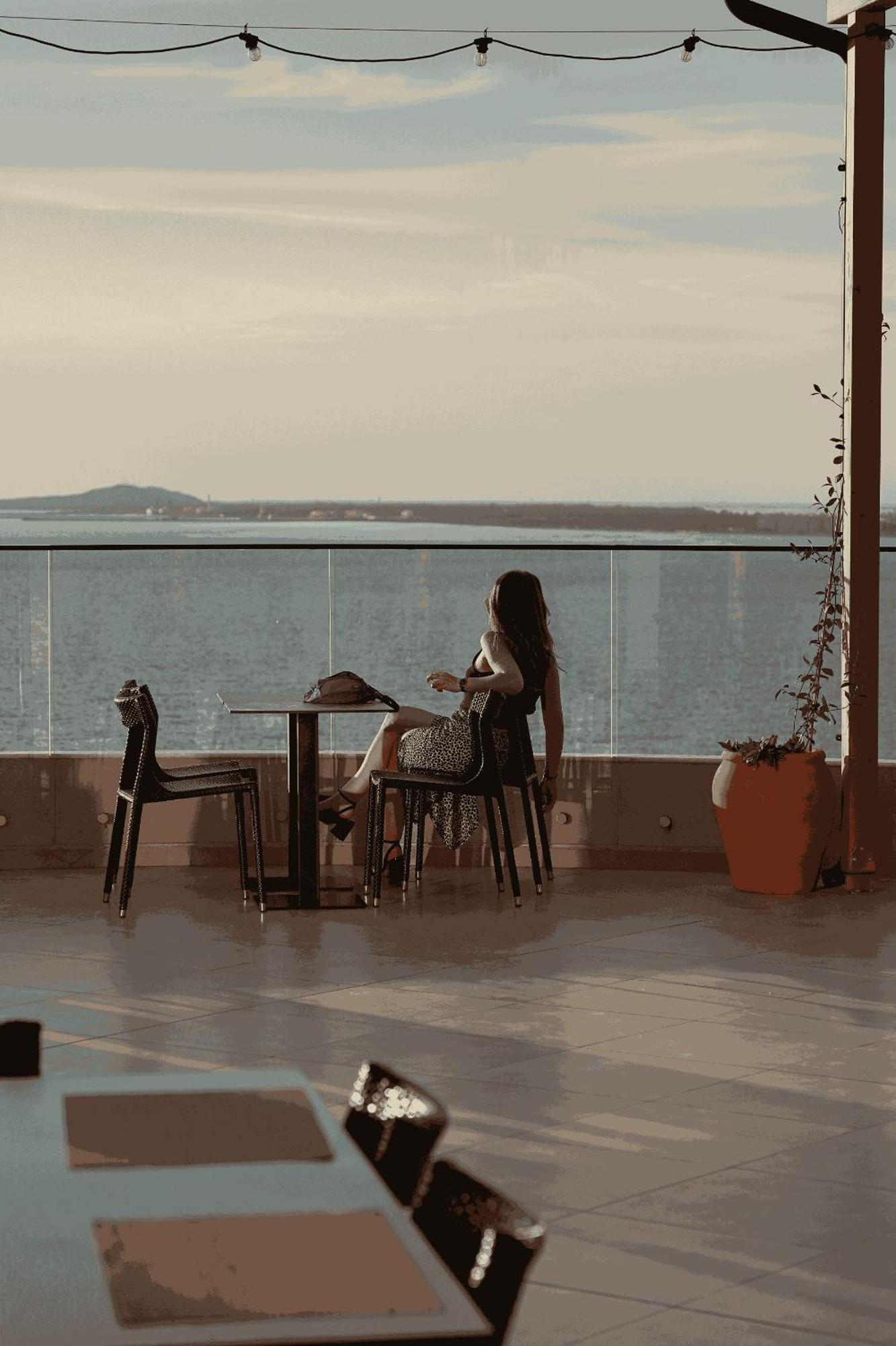 Valza Boutique Hotel Vlore Bagian luar foto